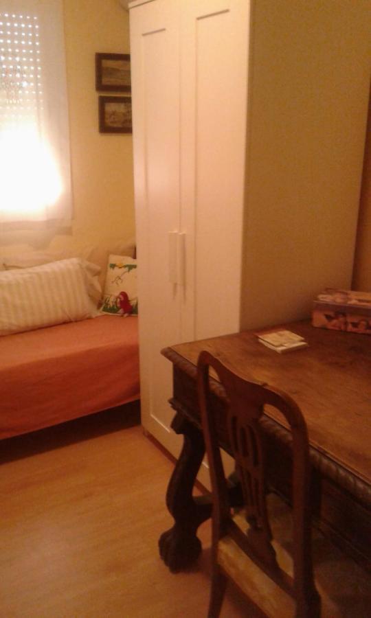 סביליה Habitacion Piso Compartido מראה חיצוני תמונה